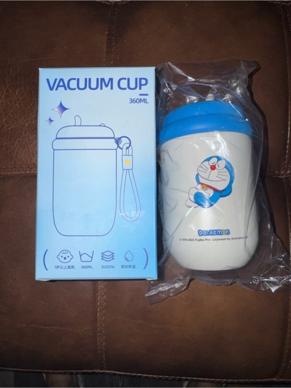 FRIENDS White and Blue Doraemon Vacuum Cup